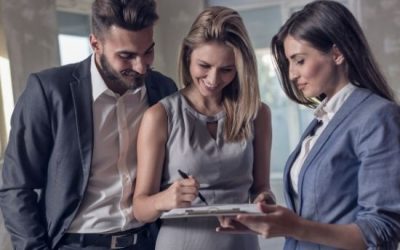 al centro le persone